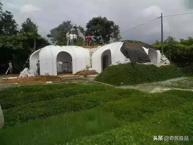 不玩爆改！外国设计师用一个“中国式窑洞”征服民宿界