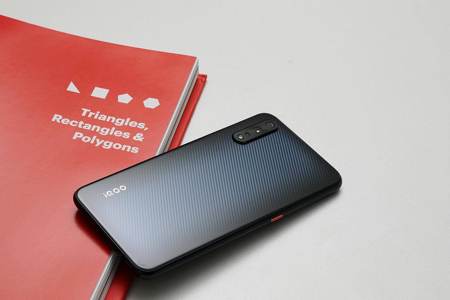 vivoiqooneo5高通骁龙870,iqooneo骁龙845版什么时候出