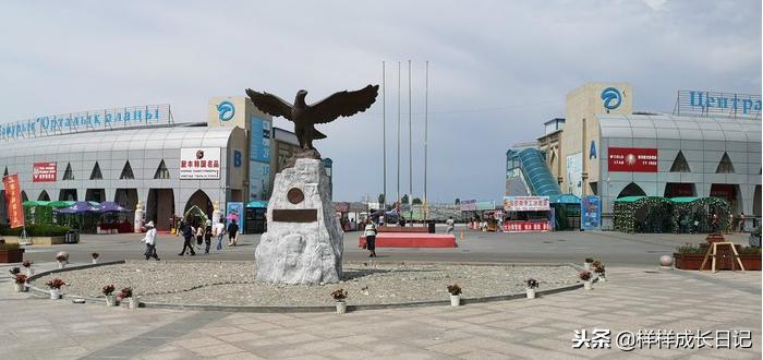 一家三口新疆伊犁旅游,自驾游霍尔果斯路线攻略