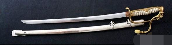 楚云飞送给李云龙手枪是什么型号,楚云飞给李云龙的勃朗宁手枪