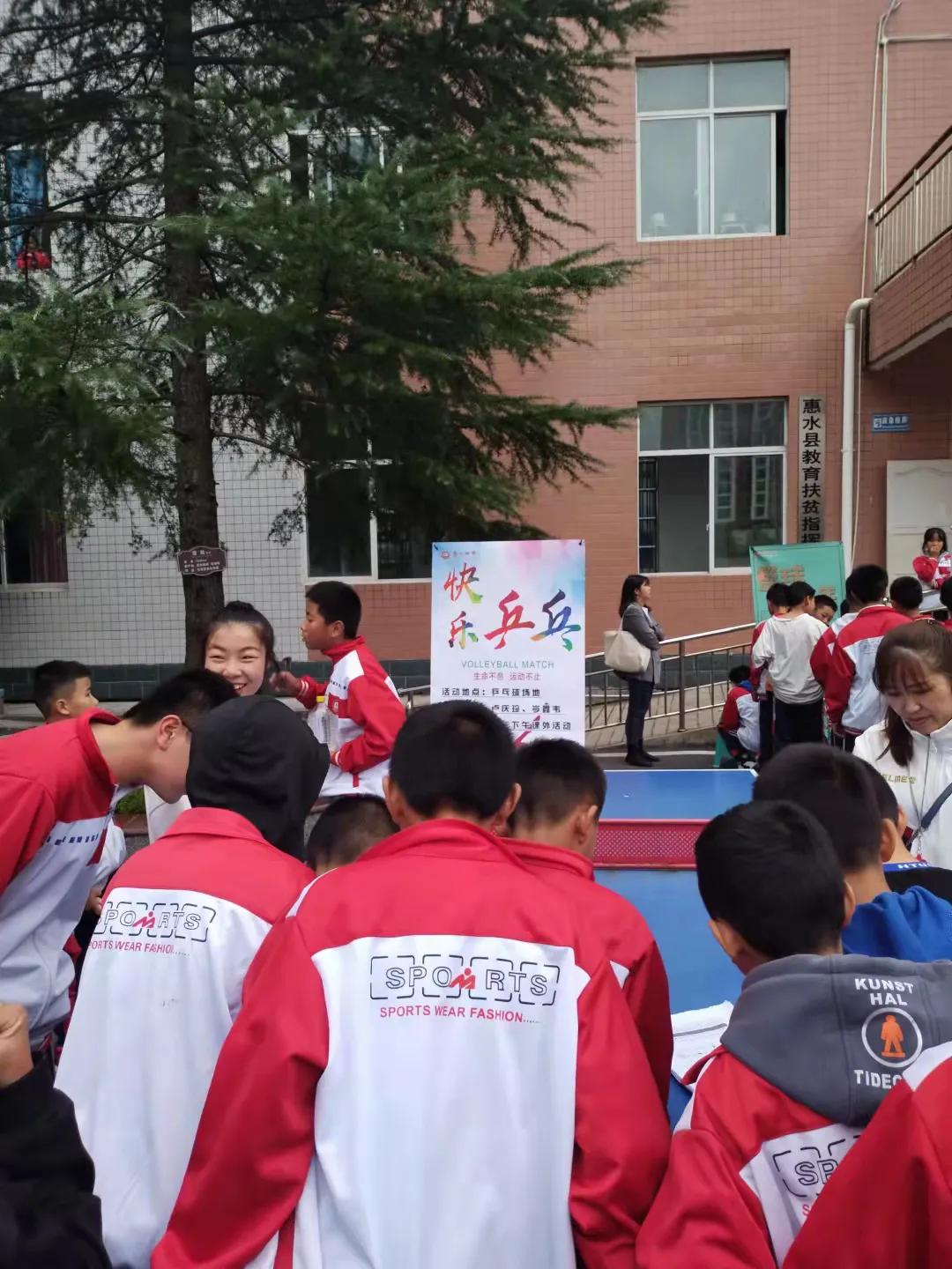 ps社团招新海报,社团招新的新颖活动