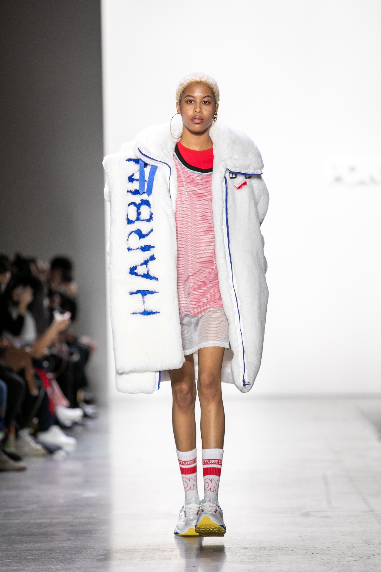 跨界巴黎时装周,美国潮牌啤酒品牌