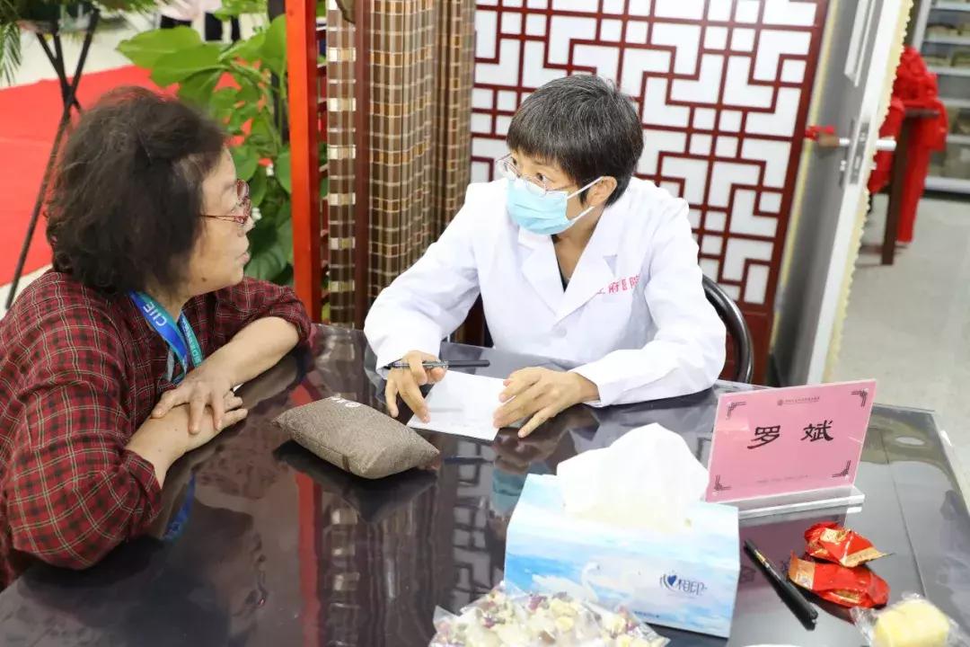 「名医荟萃守护健康」王府医院御生堂名医馆正式开业