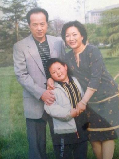 央视主持人罗京去世11年妻子改嫁,主持人罗京去世多少年了