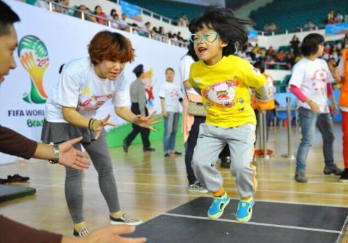 儿童身高表出炉看下你家娃合格吗,儿童身高合格表