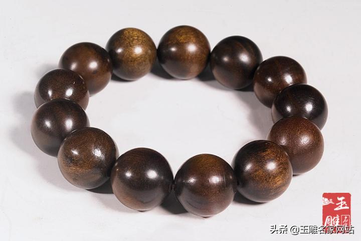 一般阴沉木手串多少钱一串,2019年阴沉木价格哪里有阴沉木卖