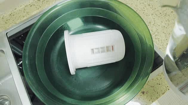 一人一桶，仿手搓洗—觉飞内衣裤洗衣机到底是不是智商税？