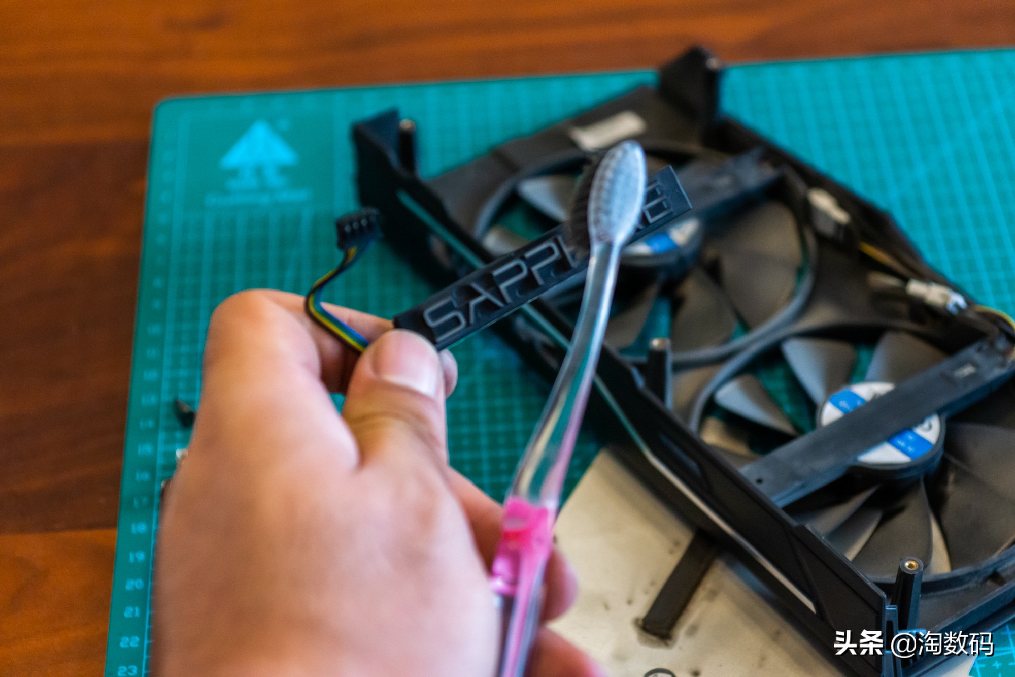 rx580蓝宝石白金版跑分,蓝宝石rx5808g白金版跑分17万