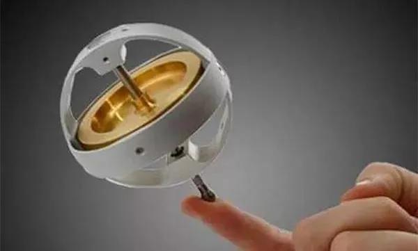 陀螺仪工作原理及使用方法,陀螺仪工作原理通俗易懂