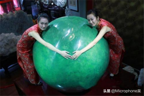 世界最大夜明珠重6吨估价26亿,目前中国最大夜明珠有多重