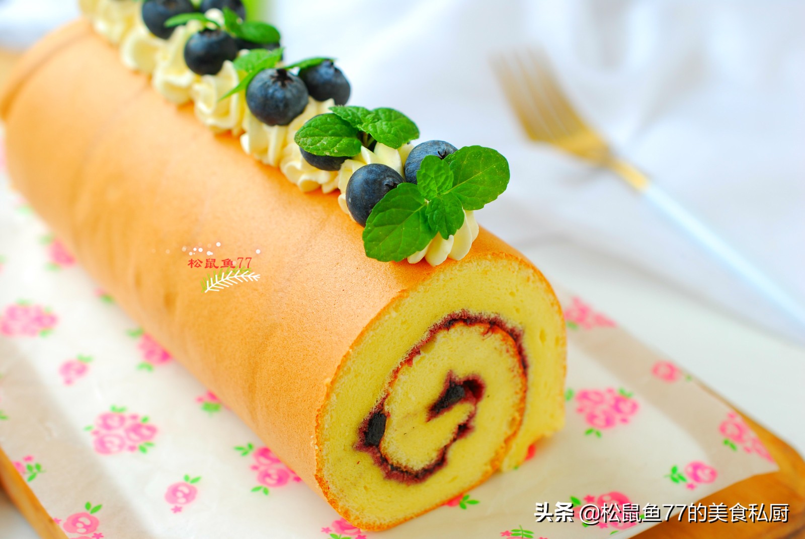 蛋糕卷怎么做到表面平整,蛋糕卷怎样口感绵密