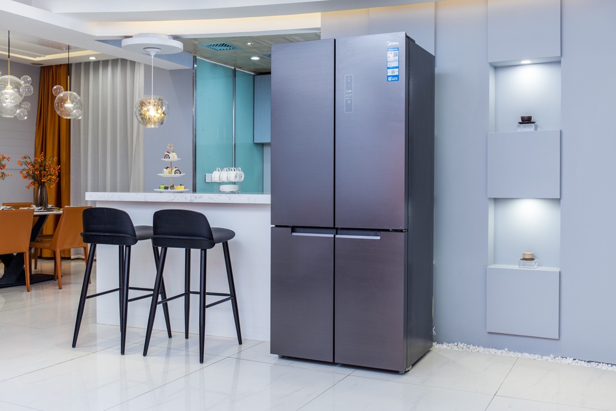 美的冰箱对开好还是四开好,美的635l是十字对开门冰箱测评