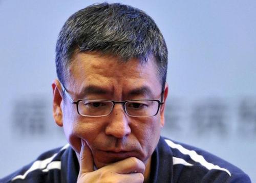 白岩松谈学生现状,白岩松对儿子说你要考第一