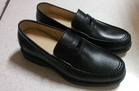 aj鞋子历史介绍,70年代前的科幻aj鞋子