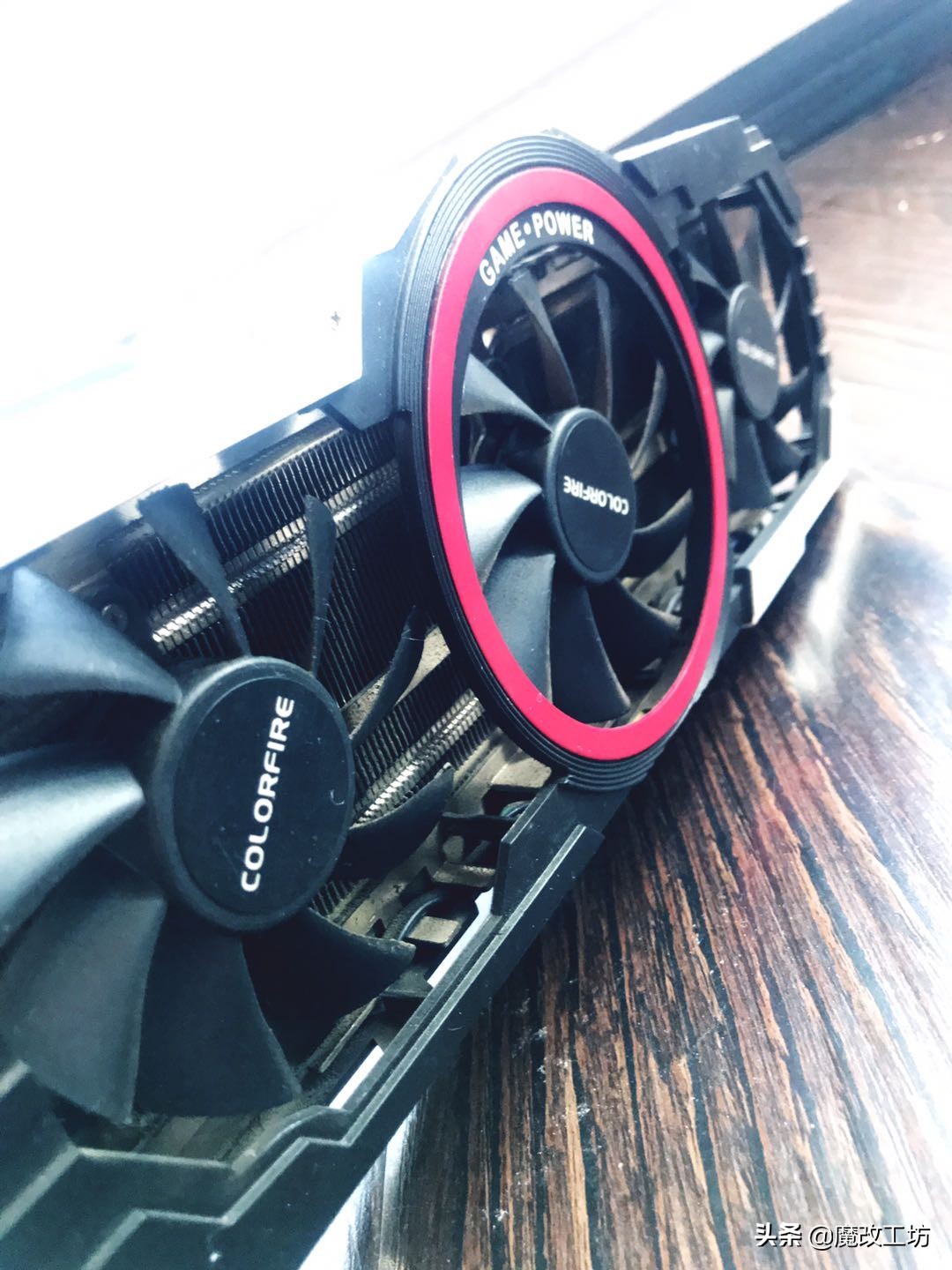 蓝宝石和七彩虹显卡差距大吗,蓝宝石5808g显卡价格