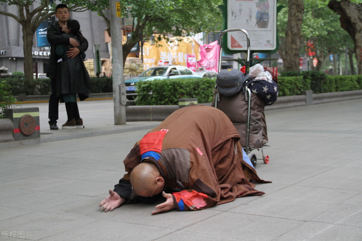 遇上一个顽固迷信的婆婆怎么办,遇到迷信婆婆怎么解决