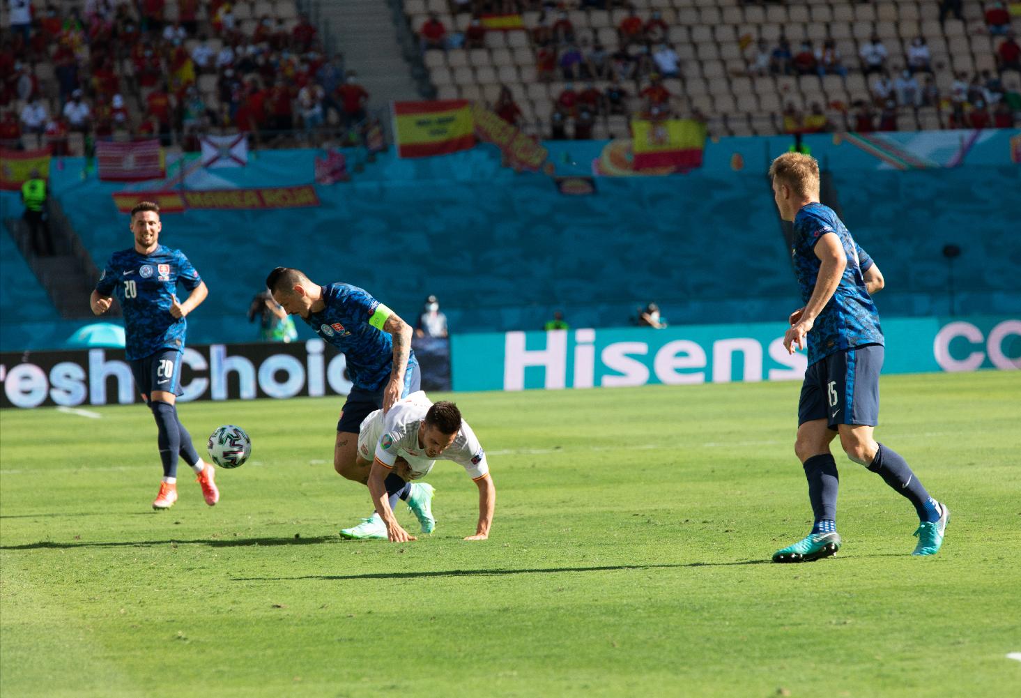 扶不起的莫拉塔!西班牙5球大胜难掩尴尬,欧洲杯淘汰赛让人担忧