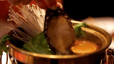 吃海鲜龙虾帝王蟹自助,海胆海鳌虾自助