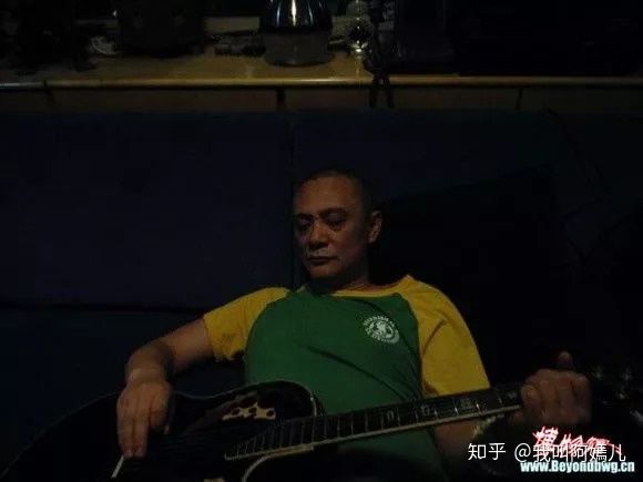 黄贯中黄家驹solo,黄贯中beyond黄家驹