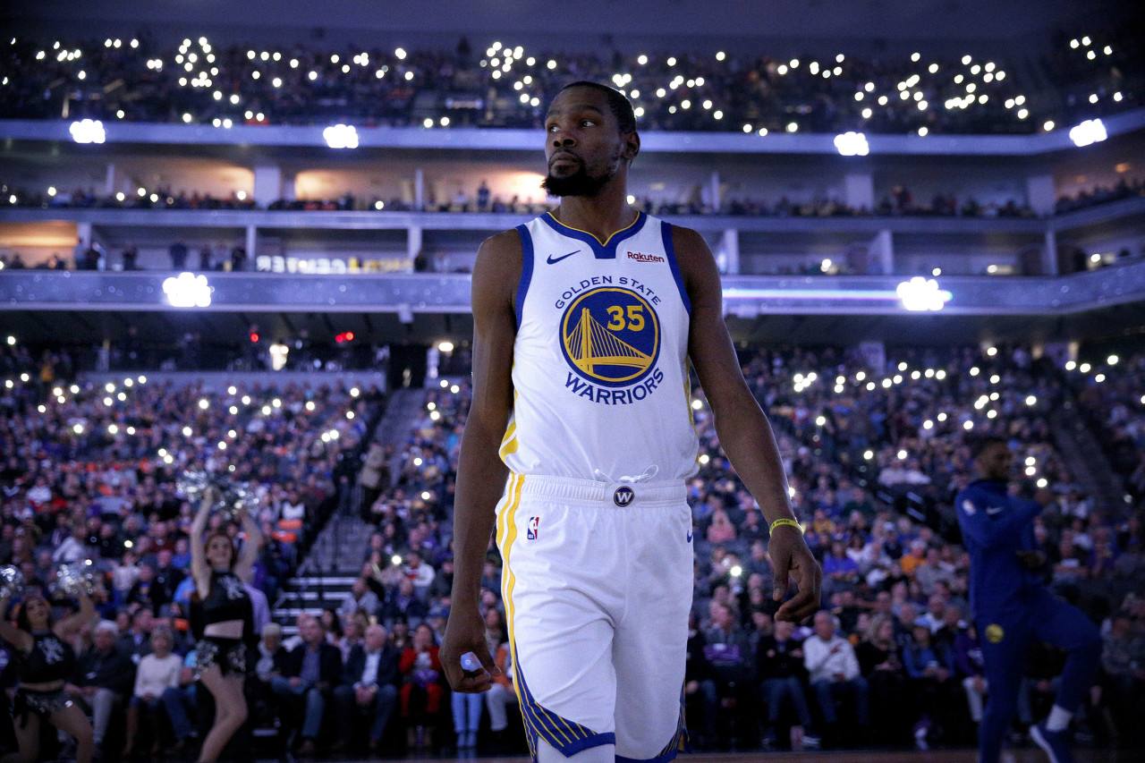 19年杜兰特有多强？曾半场38分，全场50分6篮板5助攻，太厉害了