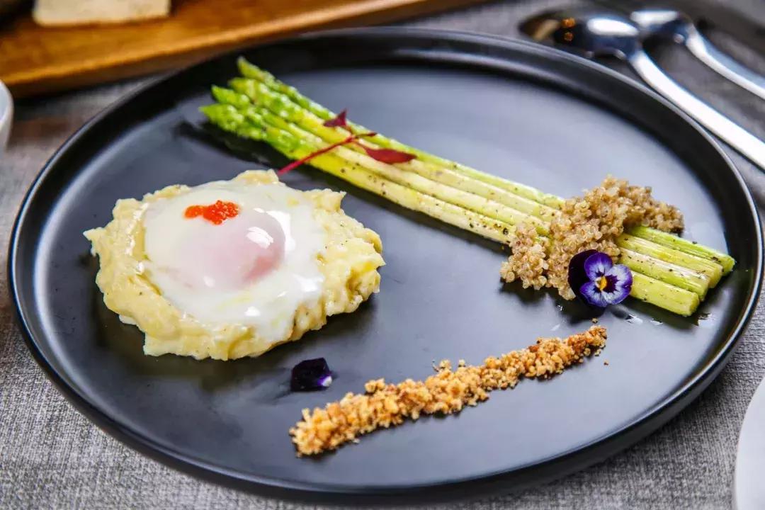 万元抽奖!送戴森卷发棒+TF口红!这家花园西餐厅让我开始嫌弃男友!