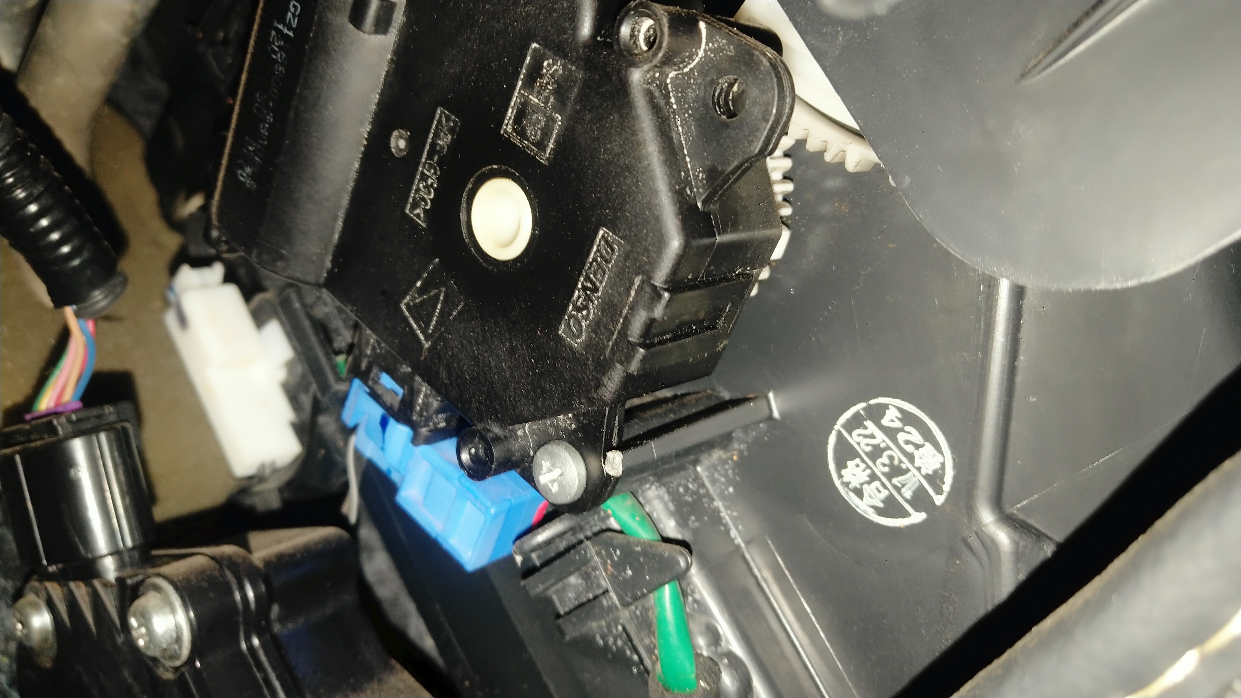 13万左右18款凯美瑞二手车,13万的凯美瑞值得买吗