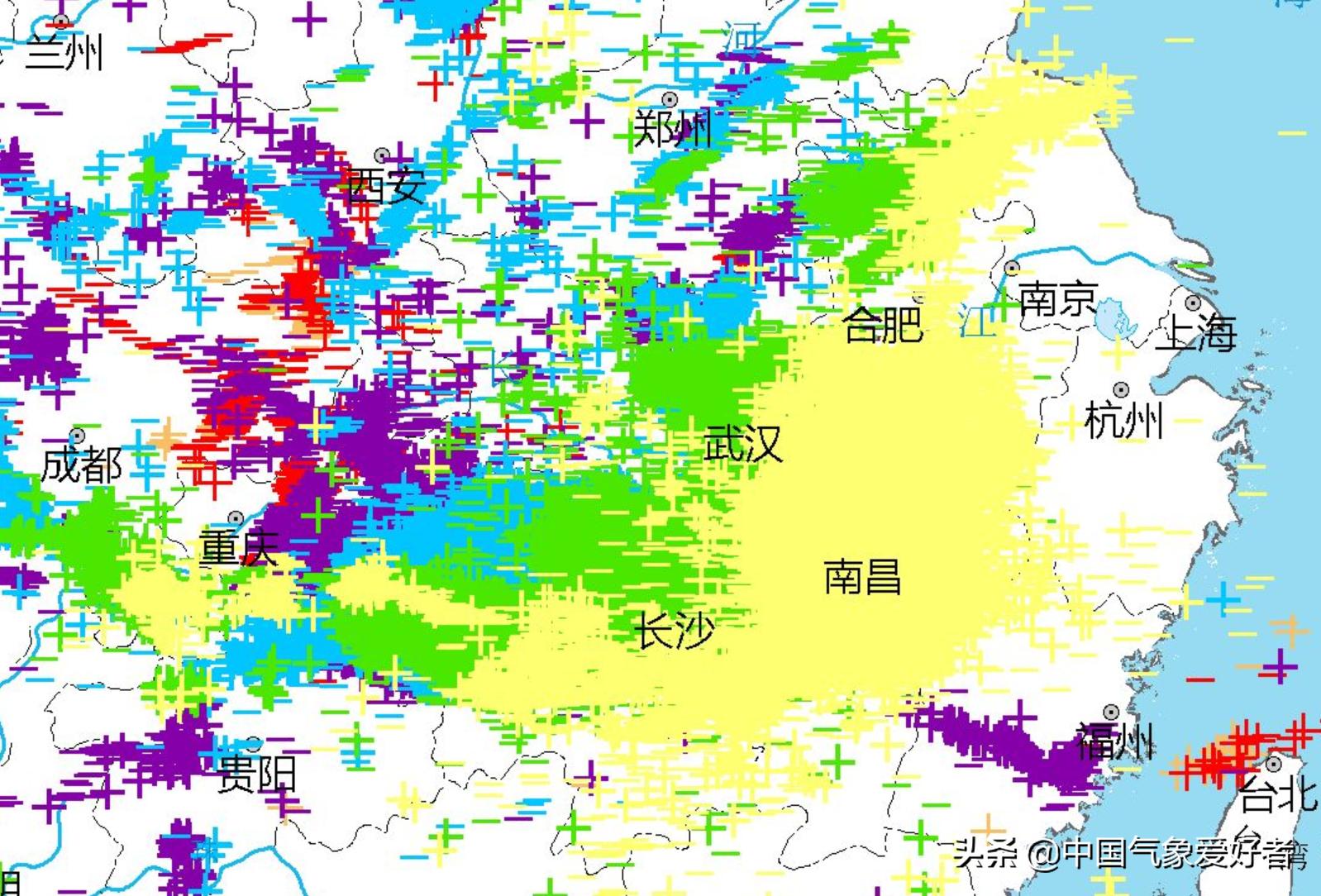 14万次！闪电风暴席卷武汉，网友赞叹：雨后空气清新温度舒适