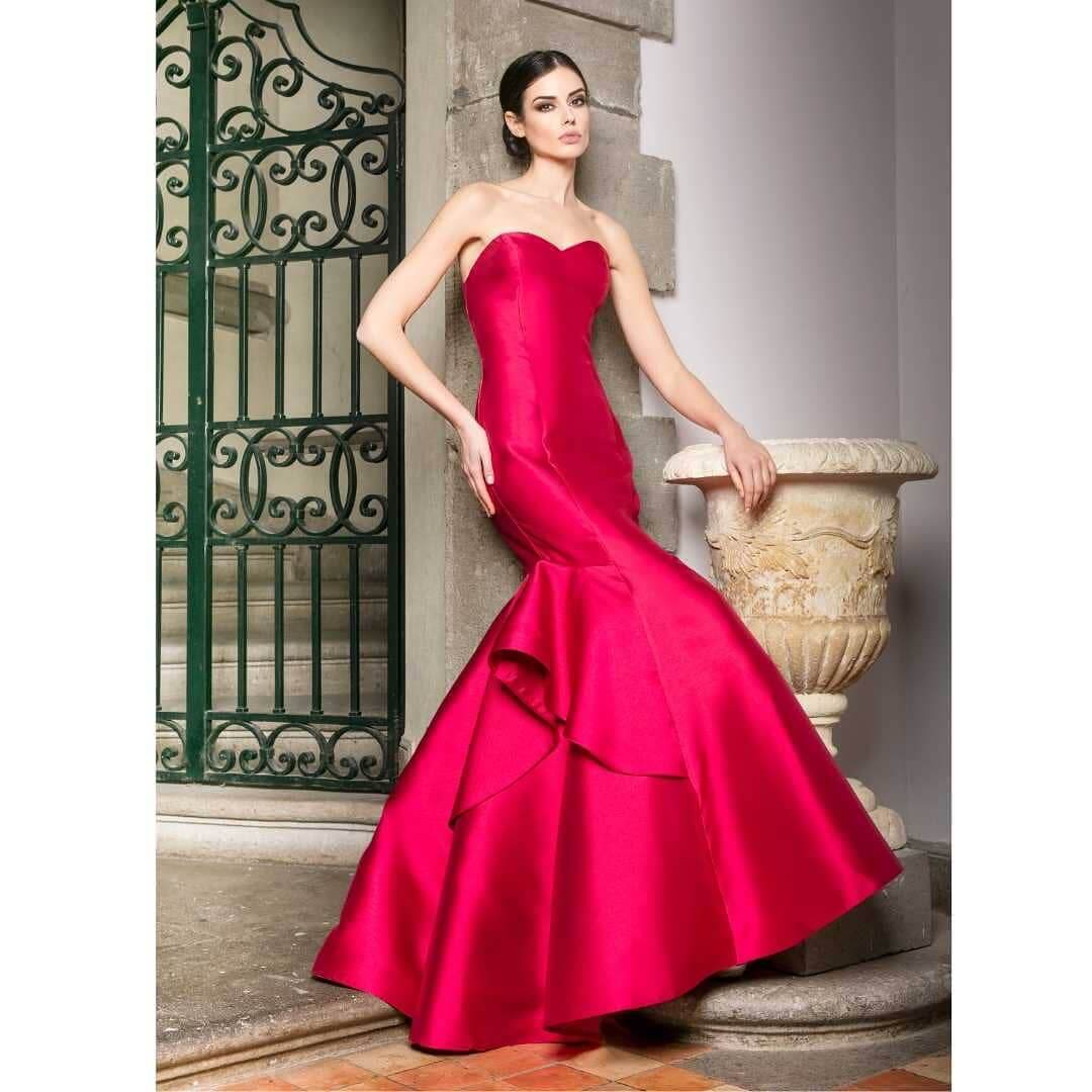 意大利球花莫妮卡,意大利球花莫妮卡贝鲁奇