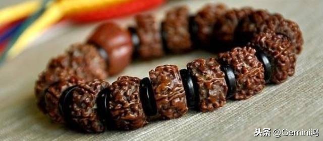 已经包浆的金刚菩提脏了怎么清洗,包浆金刚菩提一刷就掉渣是真的吗