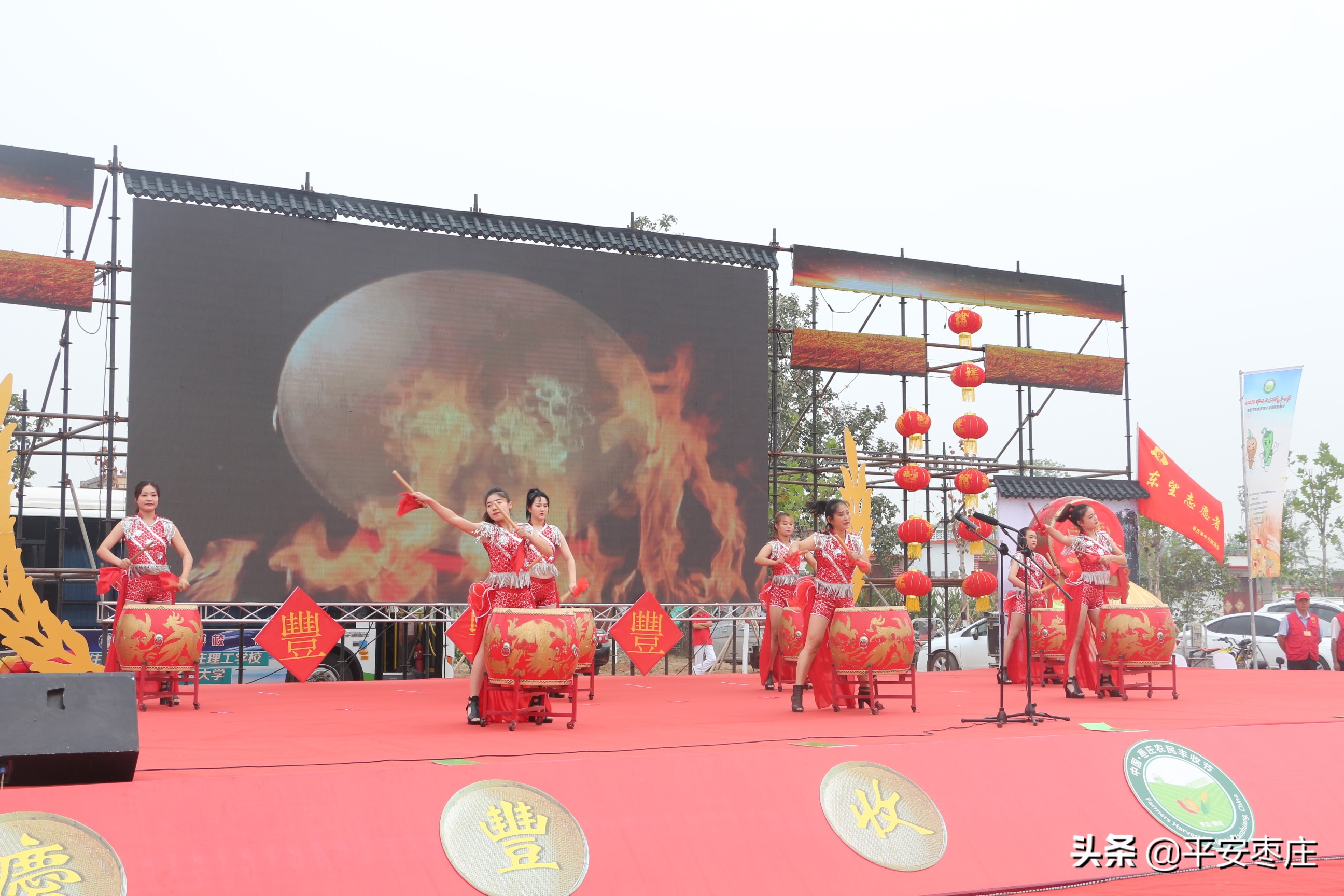 薛城:直播展销民俗汇,风调雨顺庆丰收