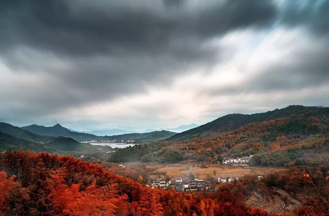 袅袅炊烟的诗句有哪些,王菲炊烟袅袅诗情画意