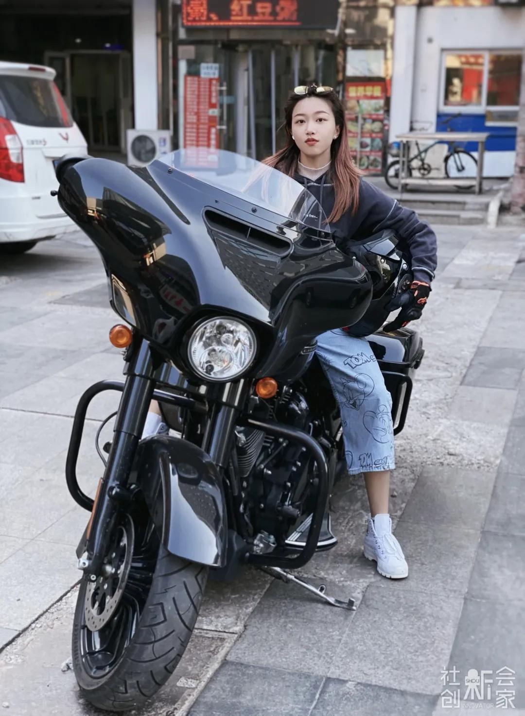 95后做了8年的公益，李好：现实不只非黑即白，还有灰度