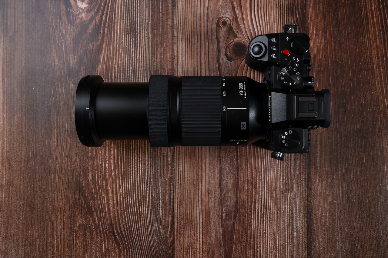 L鍗″彛闀跨劍闀滃ご,l鍗″彛70-300闀跨劍闀滃ご鎺ㄨ崘