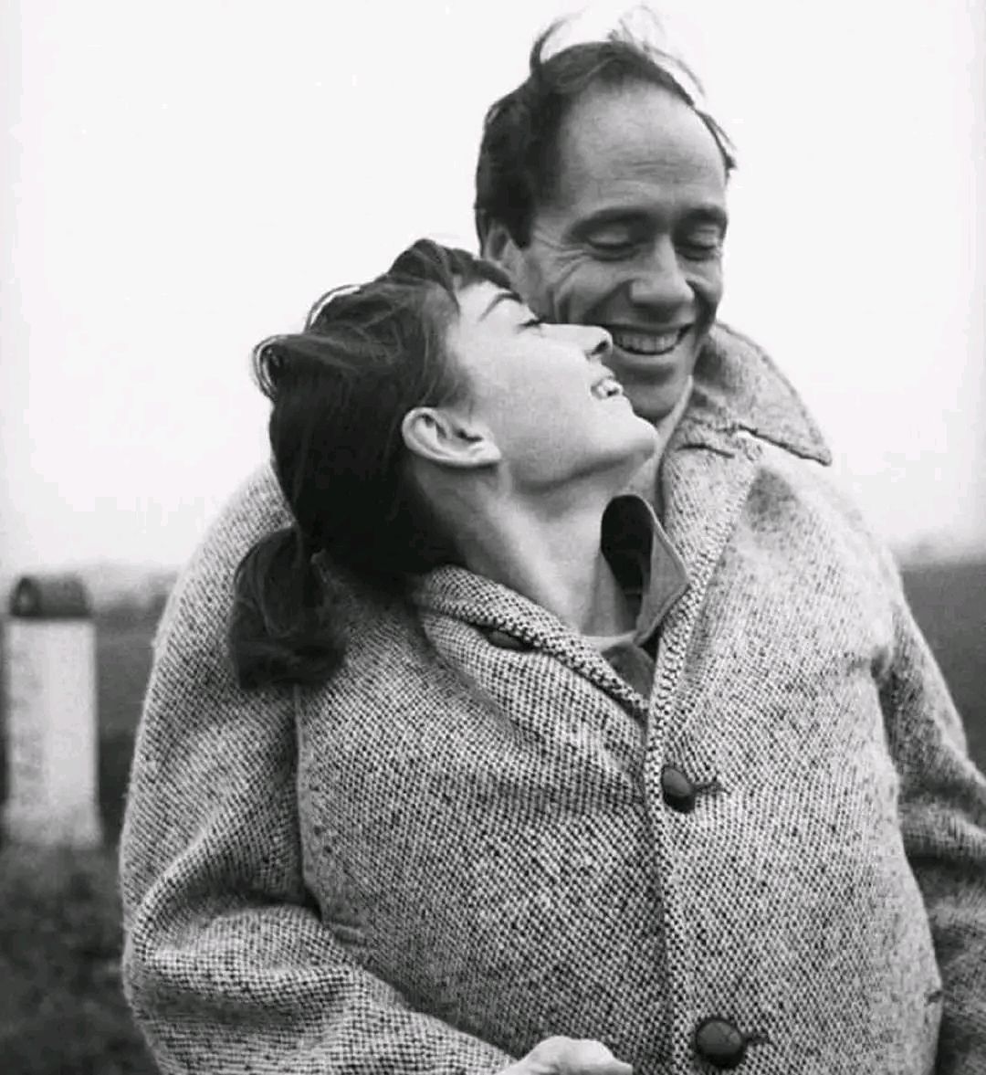 纪梵希与赫本的旷世情缘,纪梵希和赫本有没有爱过