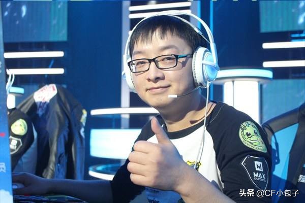 CF新赛季排位取消五排,玩家:职业抱团没法打