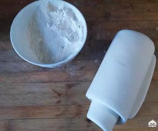 拉面的面怎么和面好吃,拉面的面是怎么做出来那么劲道