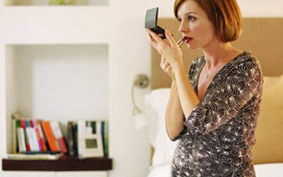 孕妇可以化妆吗该怎么选化妆品,孕妈们怀孕期间都用哪些化妆品