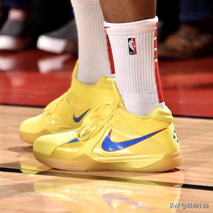 杜兰特上脚球鞋2020-2021 (杜兰特历年上脚球鞋)