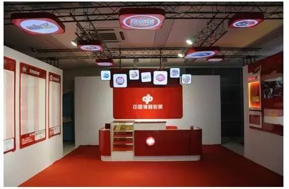 兑奖期限的最后一天，结果一位惊险赶到领走大奖，另一位则...