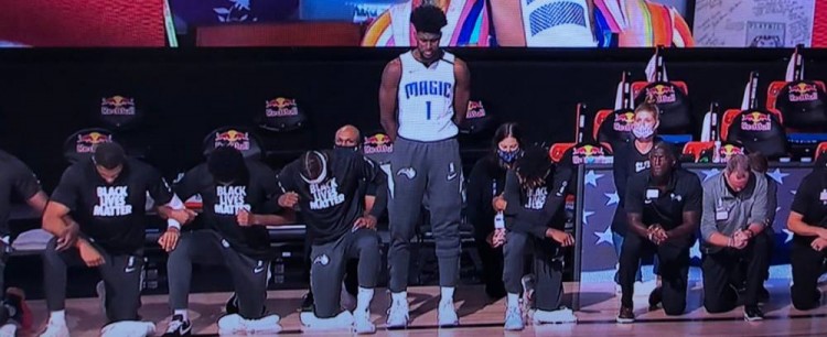 奇葩操作足球,奇葩操作秀翻全场