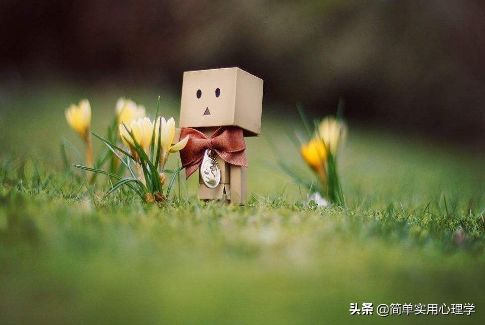 克服自卑的8个心理调整训练法,心理学克服小人