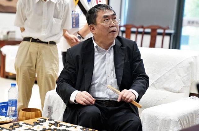 68岁生日!关于饮酒,棋圣再发八字真言!而关于国足,他只字未提