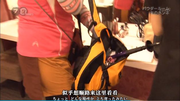 日本车站内的共享化妆室，提供各类化妆品！便利素颜赶车女性