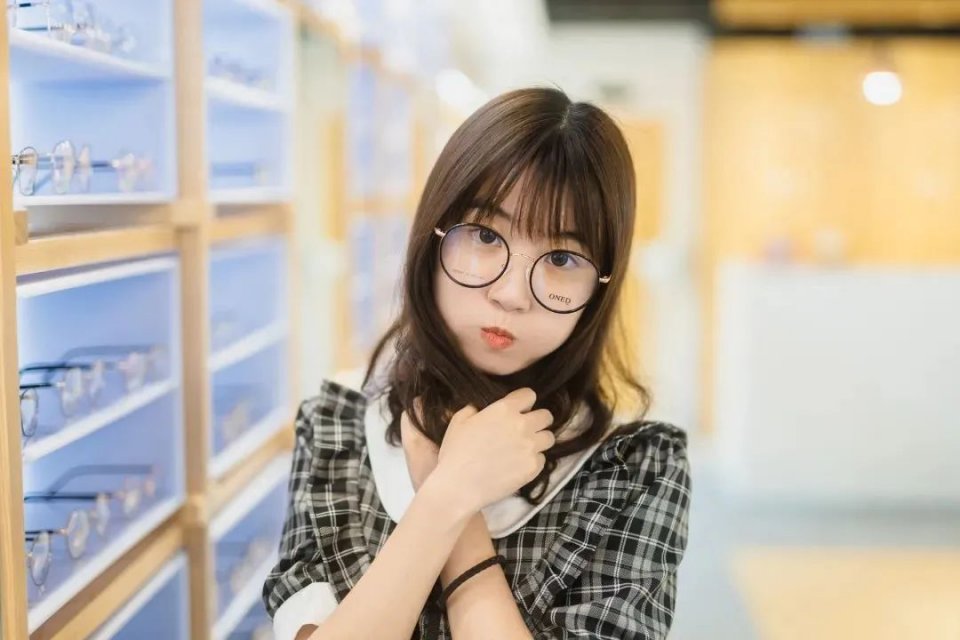 便宜防蓝光眼镜推荐 (好看又便宜的蓝光眼镜)