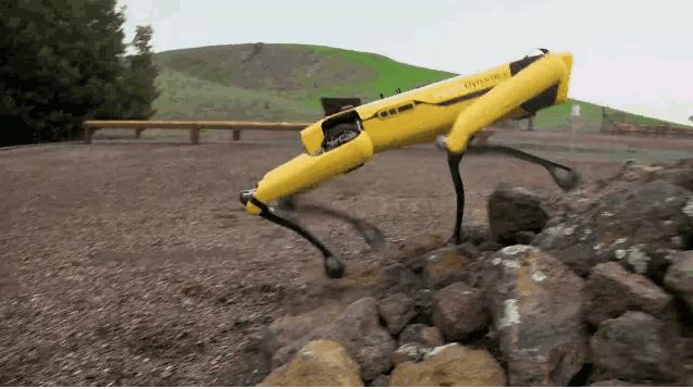 看过机器人拉黄包车吗?波士顿动力机器人满足你的好奇心