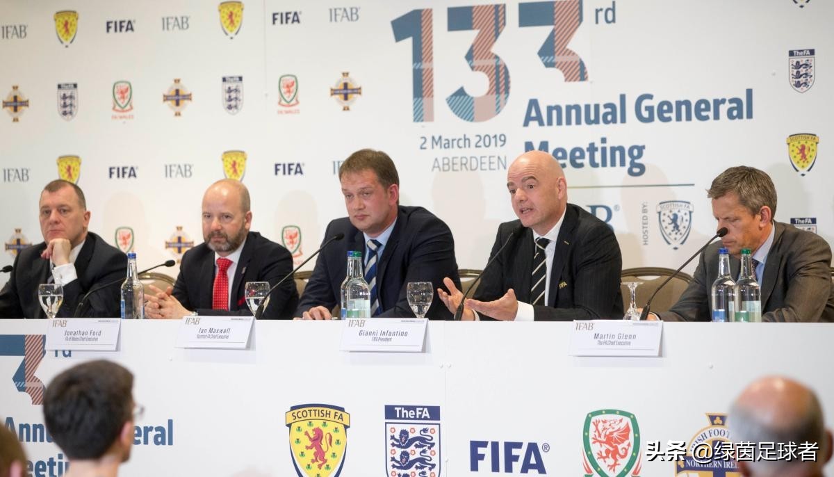 足球比赛一些不常见的规则,足球比赛的犯规规则