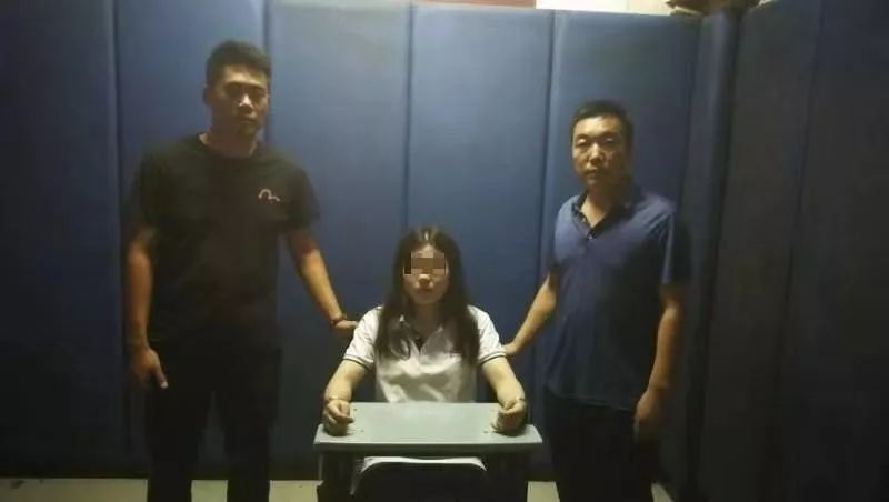 万人抱团炒股,炒股群50人49个骗子