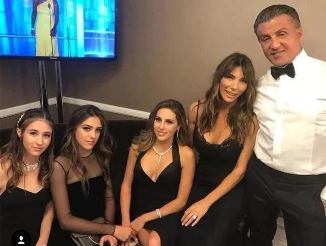 史泰龙女儿的图片,史泰龙女儿的视频