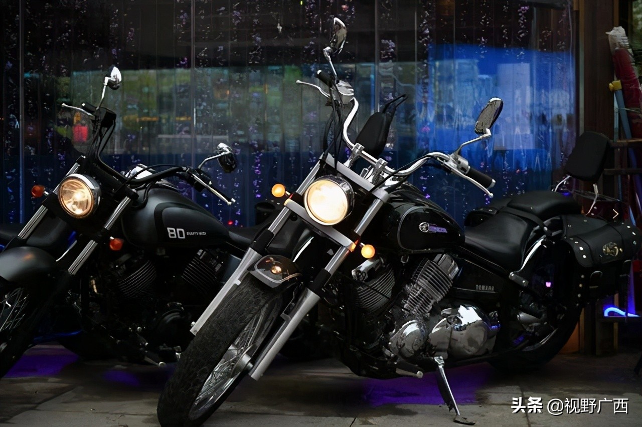 南宁第一家露天酒吧,南宁第一个酒吧开业