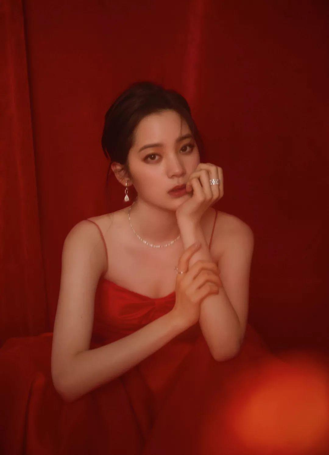 适合出游的妆容春节教程,春节必备妆容图片大全